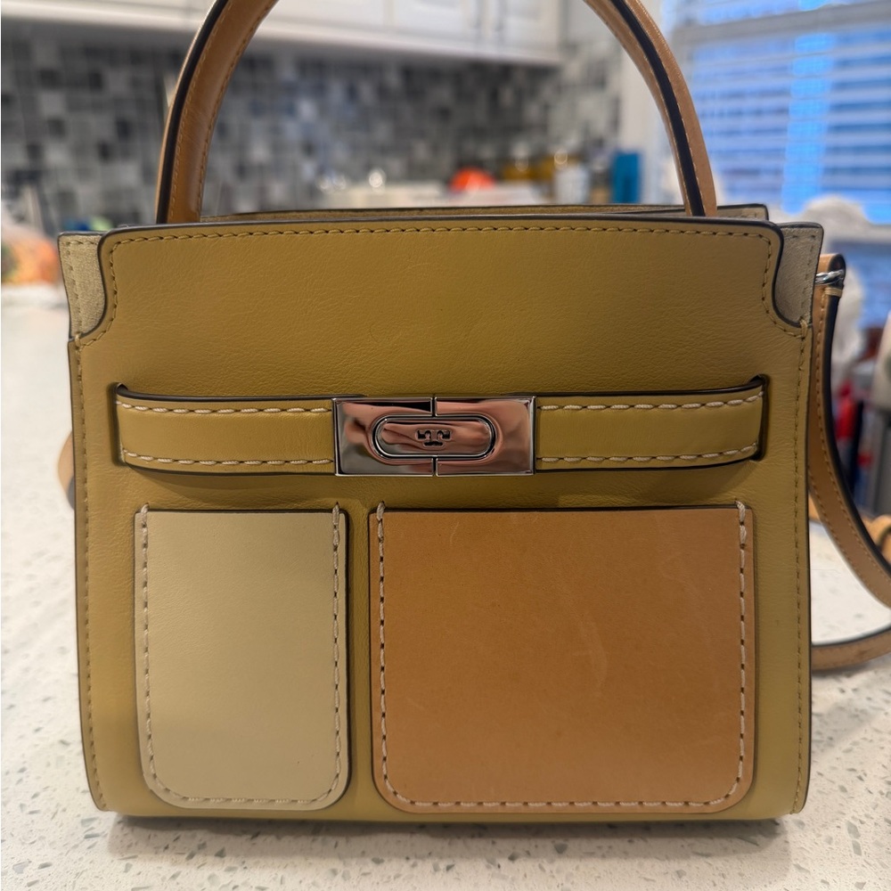Tory Burch Petite Lee Radziwill